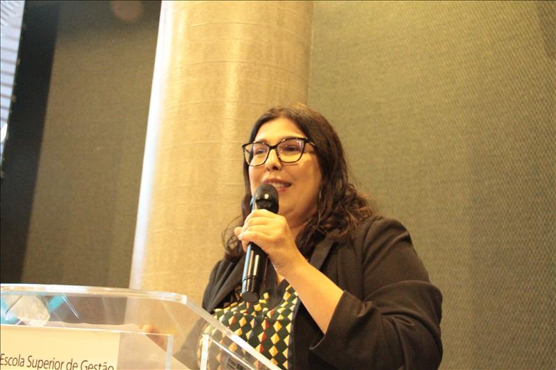 Manuella Maia Ribeiro, analista de informações do Centro Regional de Estudos
para o Desenvolvimento da Sociedade da Informação